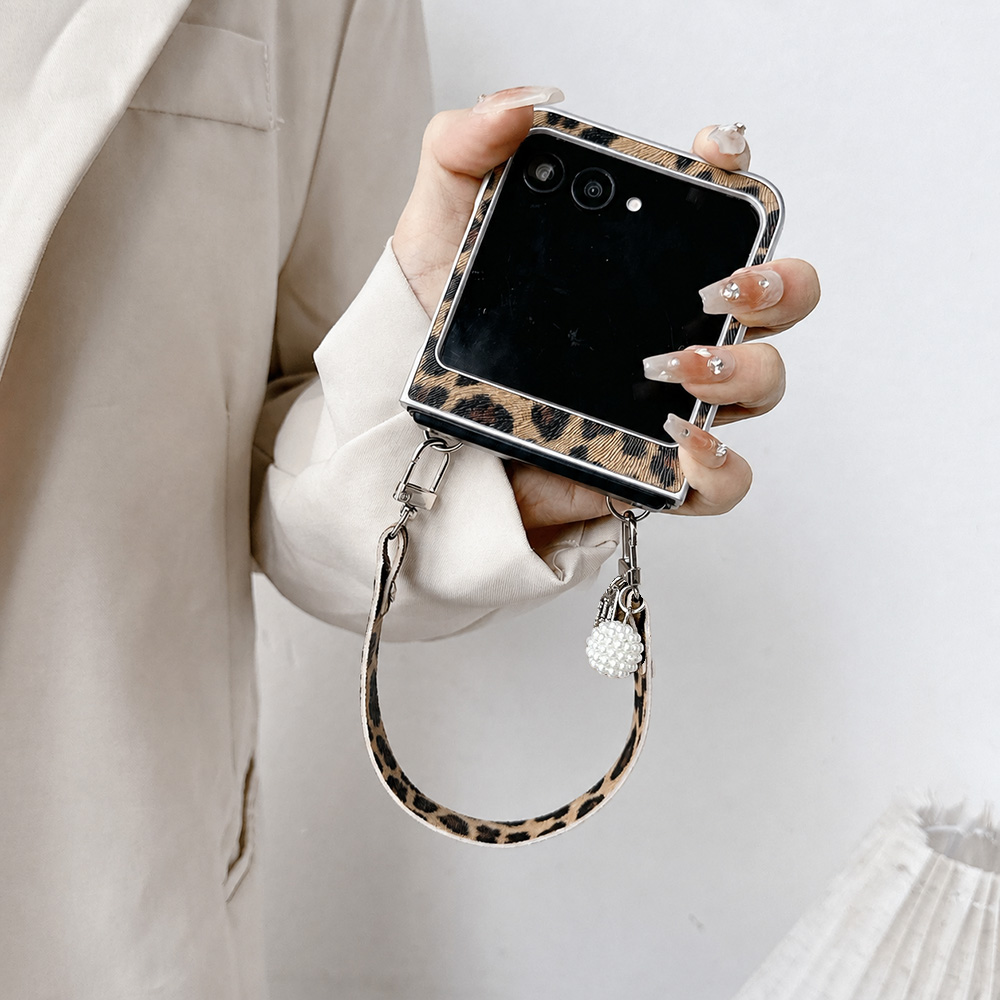 Leopard Print Folding Flip Pho - Phone Cases That Cover The Camera ulasan dan harga